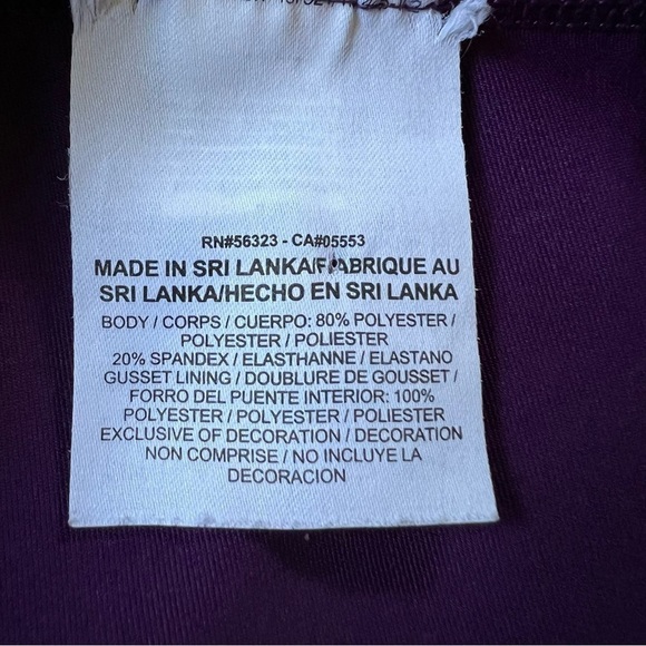 Nike Pro Women’s Royal Purple Capri 3/4 Length Leggings, Small - Picture 5 of 7